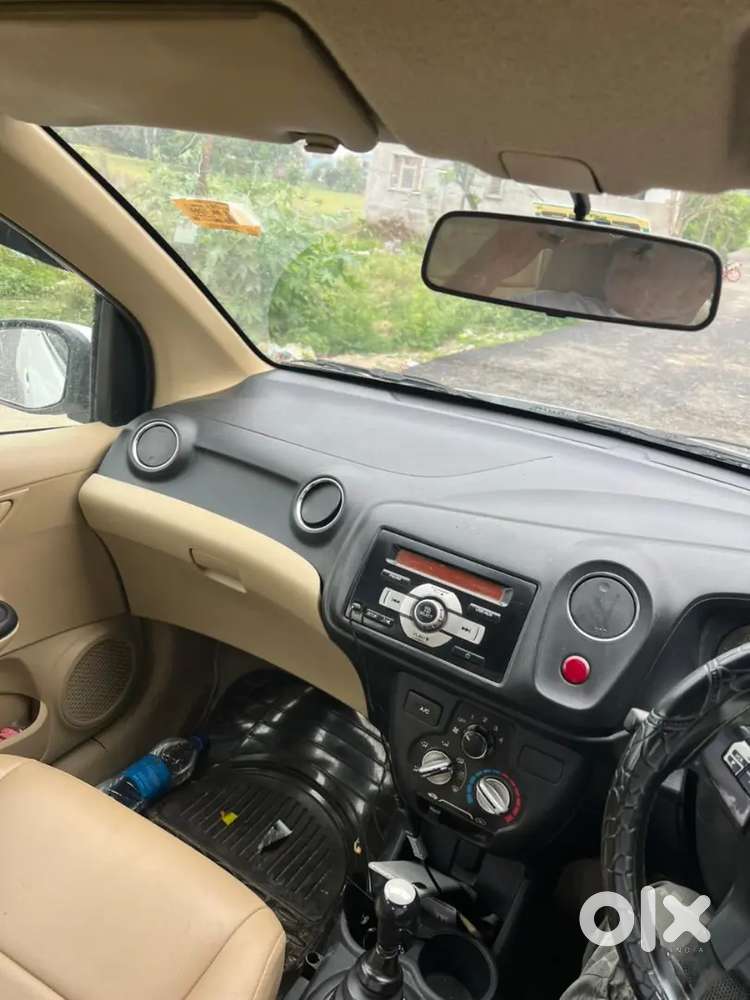 Honda Amaze 2nd Gen 2014 Diesel 82000 Km Driven