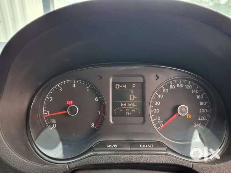 Volkswagen Vento 1.2 Tsi Comfortline At, 2016, Petrol