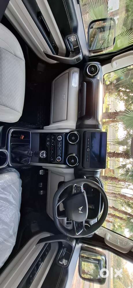 Mahindra Thar Roxx Ax7 L Diesel Mt 2wd, 2025, Diesel