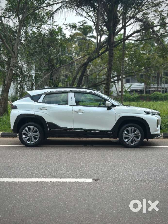 Maruti Suzuki Fronx Sigma 1.2 Mt, 2023, Petrol