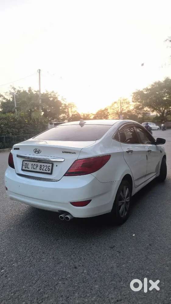 Hyundai Fluidic Verna 1.6 Sx 2013 Pet Cng On Ppr Mint Condition