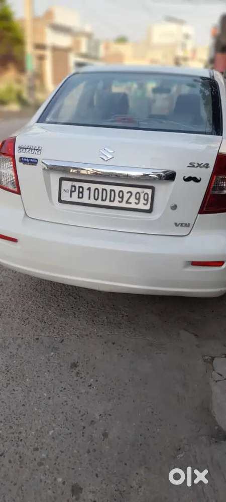 Maruti Suzuki Dzire 2011 Diesel 100000 Km Driven