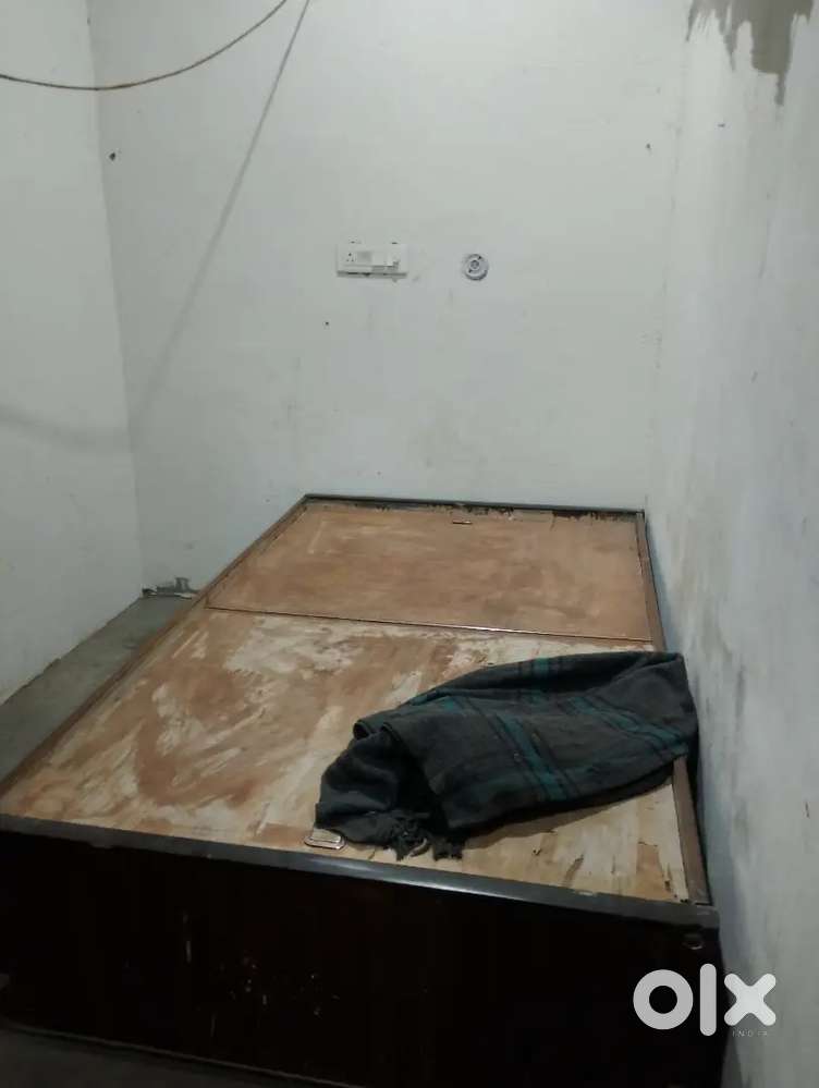 Room on Rent