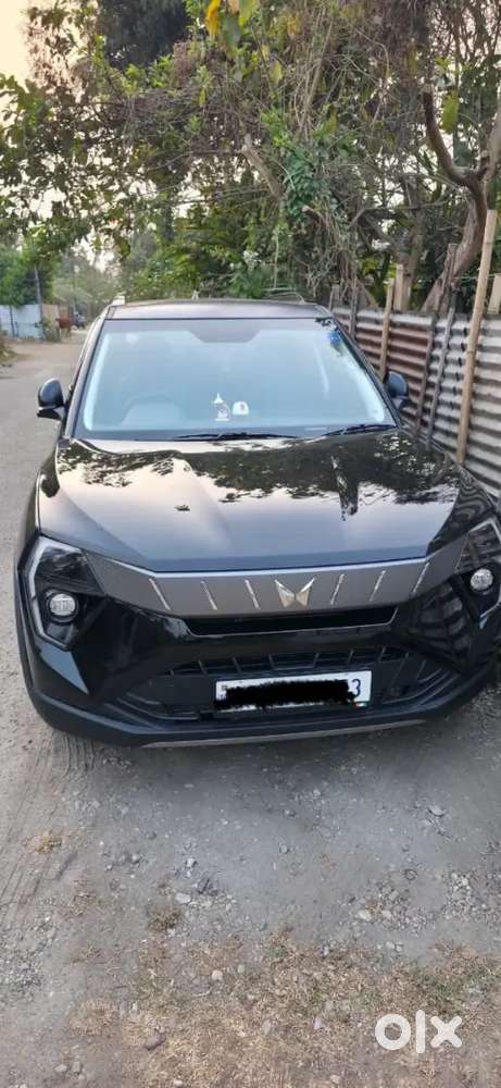 Mahindra Xuv 3xo 2026 Petrol 2500 Km Driven