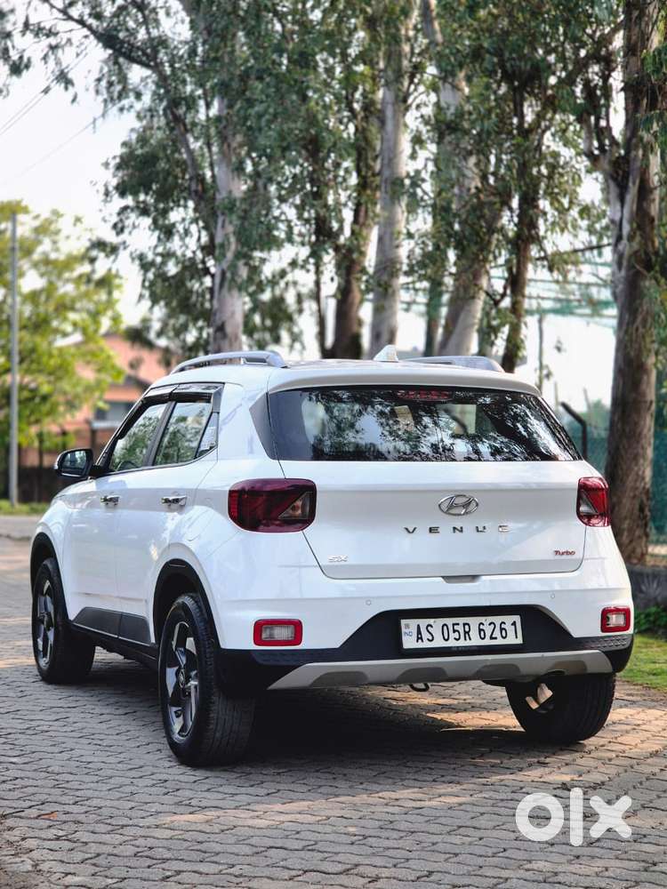 Hyundai Venue Sx Plus Turbo Dct, 2022, Petrol