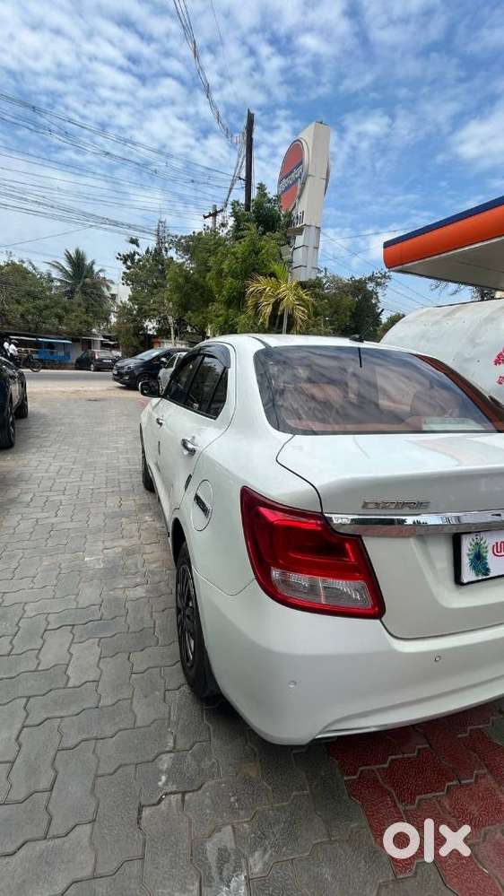 Maruti Suzuki Dzire Vxi Ags, 2021, Petrol
