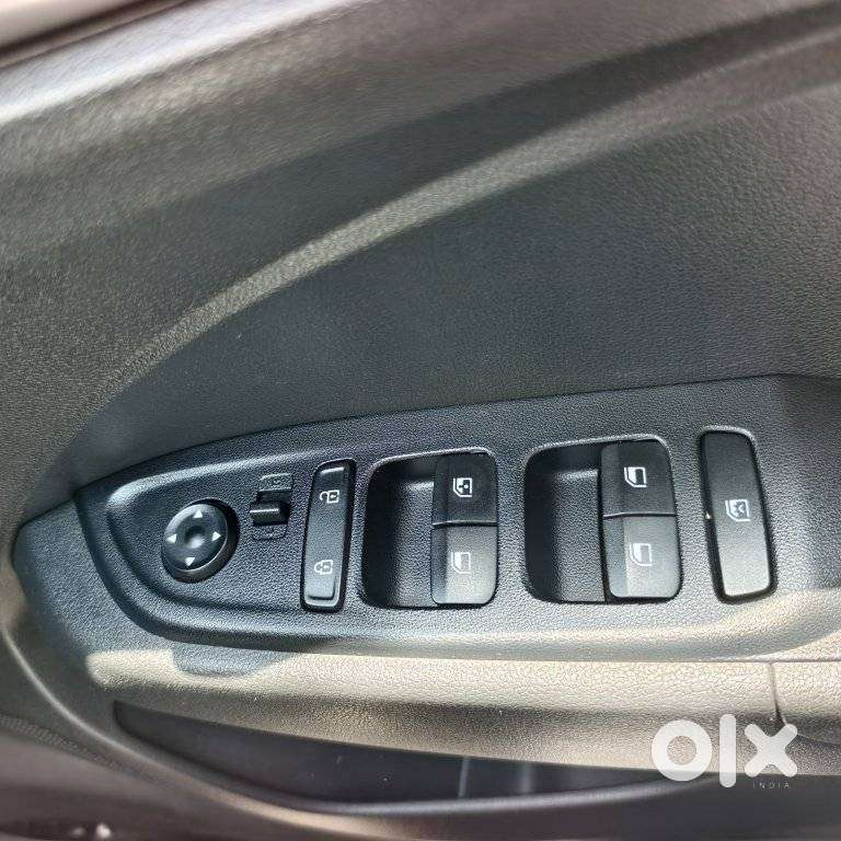 Hyundai Venue S Turbo, 2019, Petrol