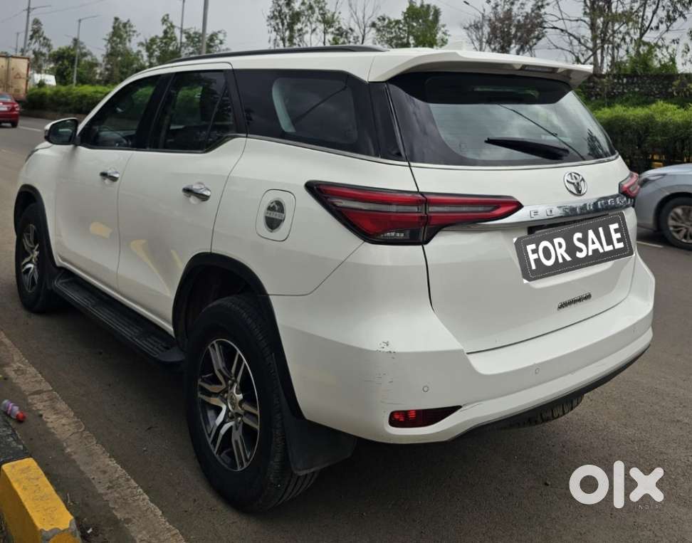 Toyota Fortuner 4x2 At 2.7 Petrol, 2022, Petrol