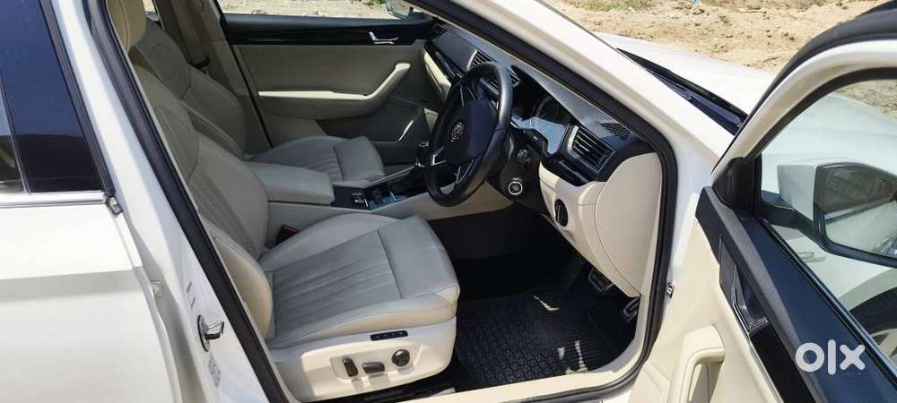 Skoda Superb L&k 1.8 Tsi At, 2019, Petrol