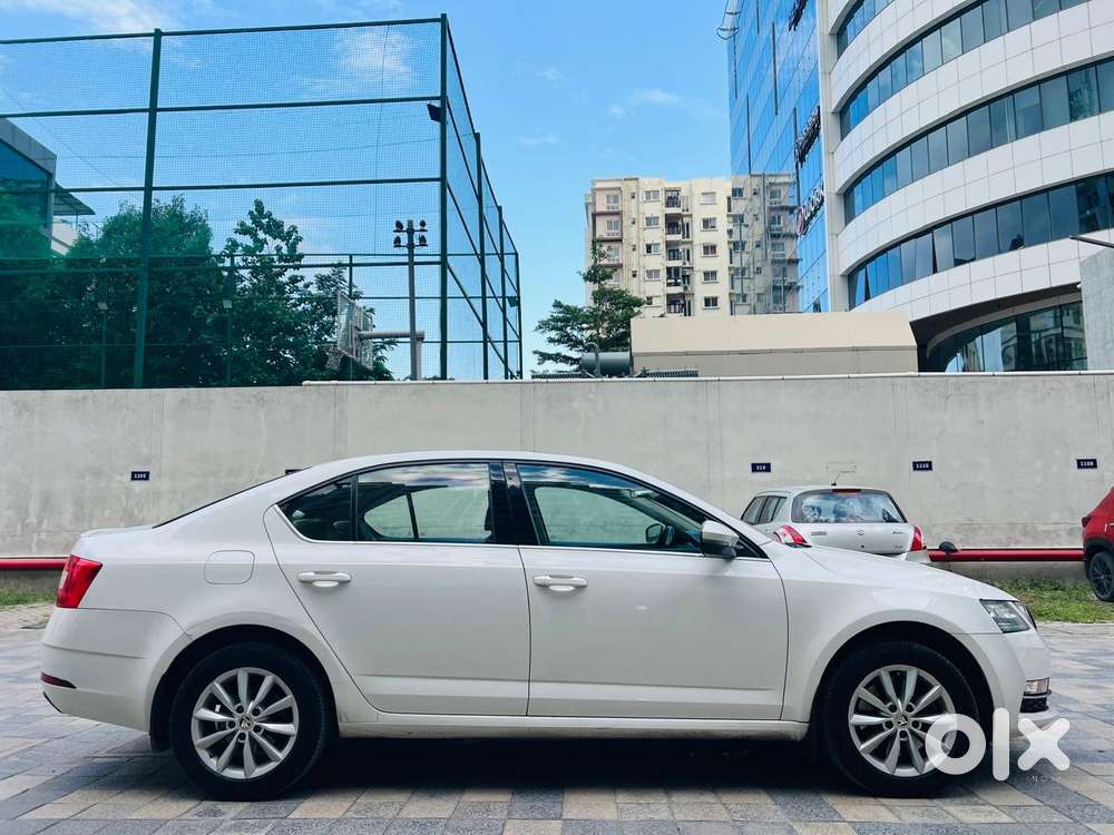 Skoda Octavia 1.8 Tsi At Onyx, 2019, Petrol