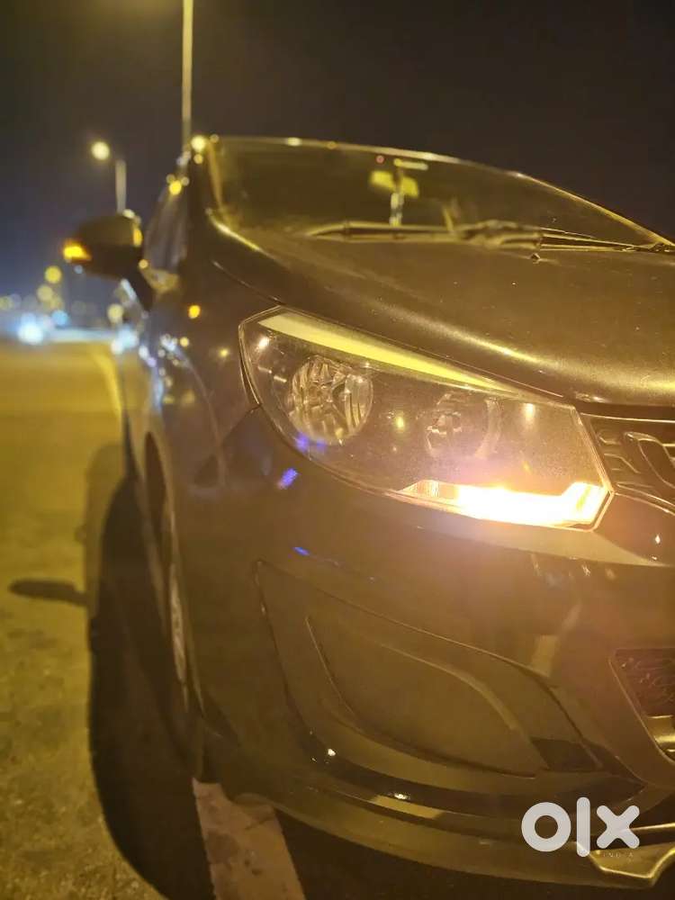 Mahindra Marazzo Diesel 2020