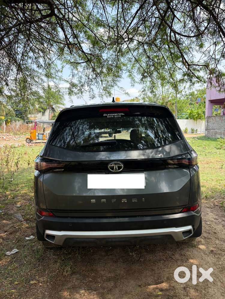 Tata Safari
