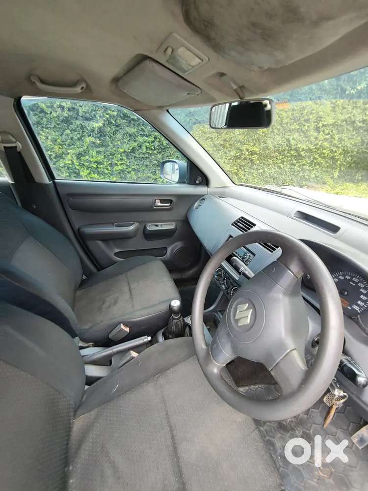 Maruti Suzuki Swift 2006 Petrol 97000 Km Driven
