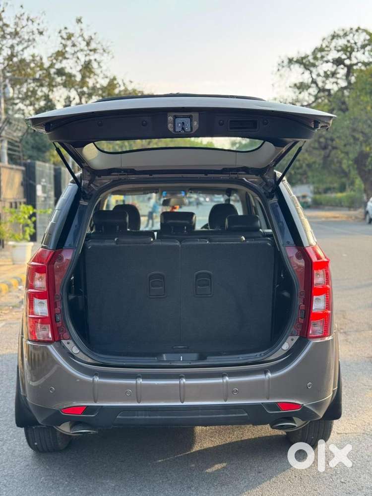 Mahindra Xuv500 2.2 W10 Sportz Edition At, 2018, Diesel