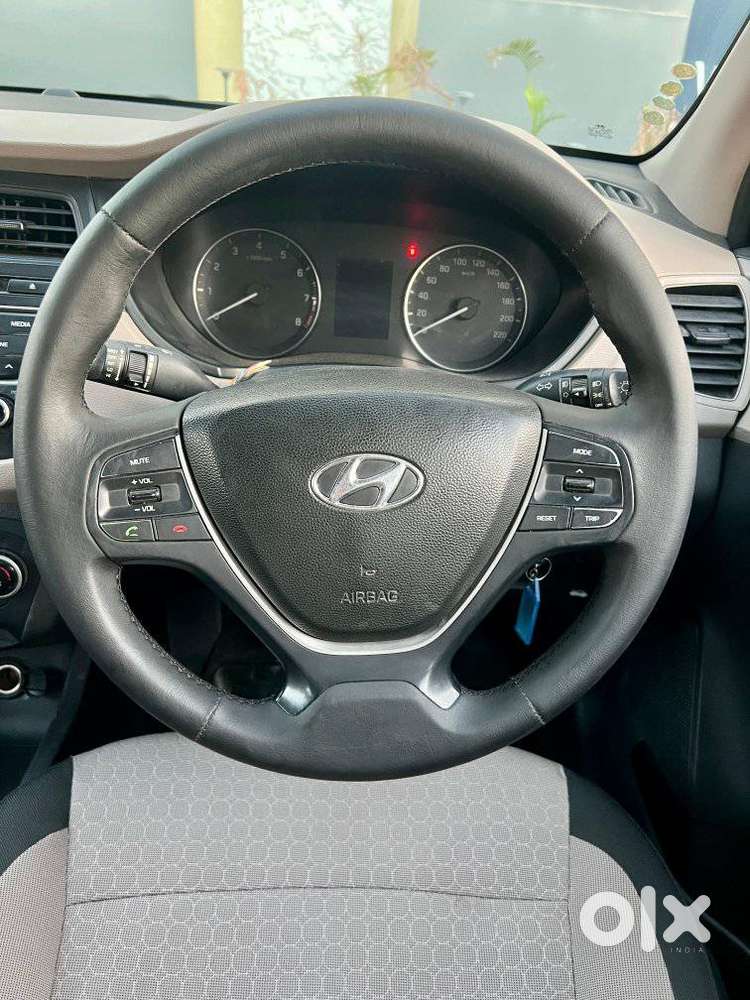 Hyundai I20 Sportz Plus, 2014, Petrol