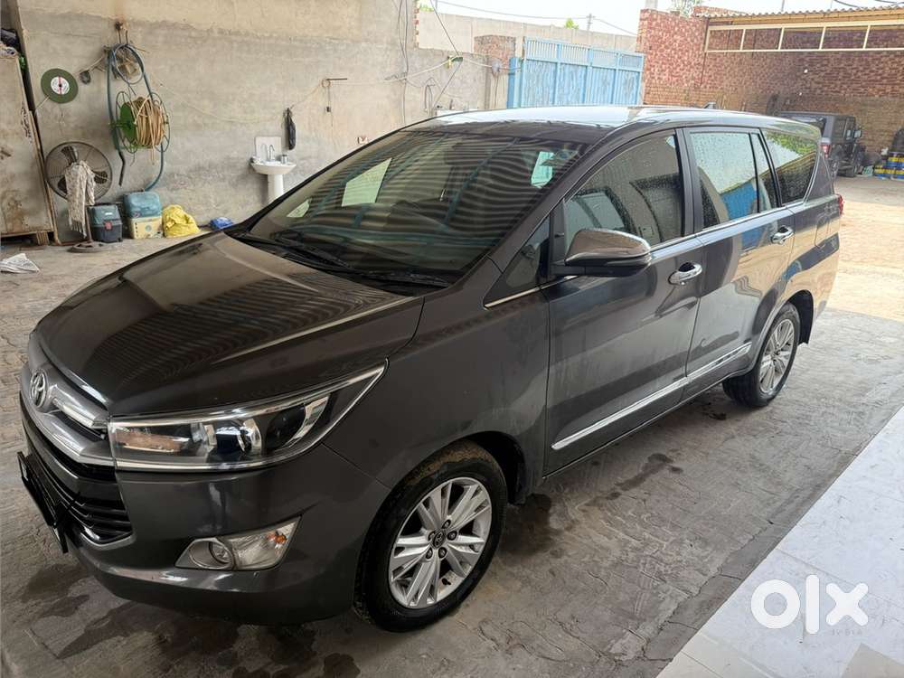 Toyota Innova Crysta 2020