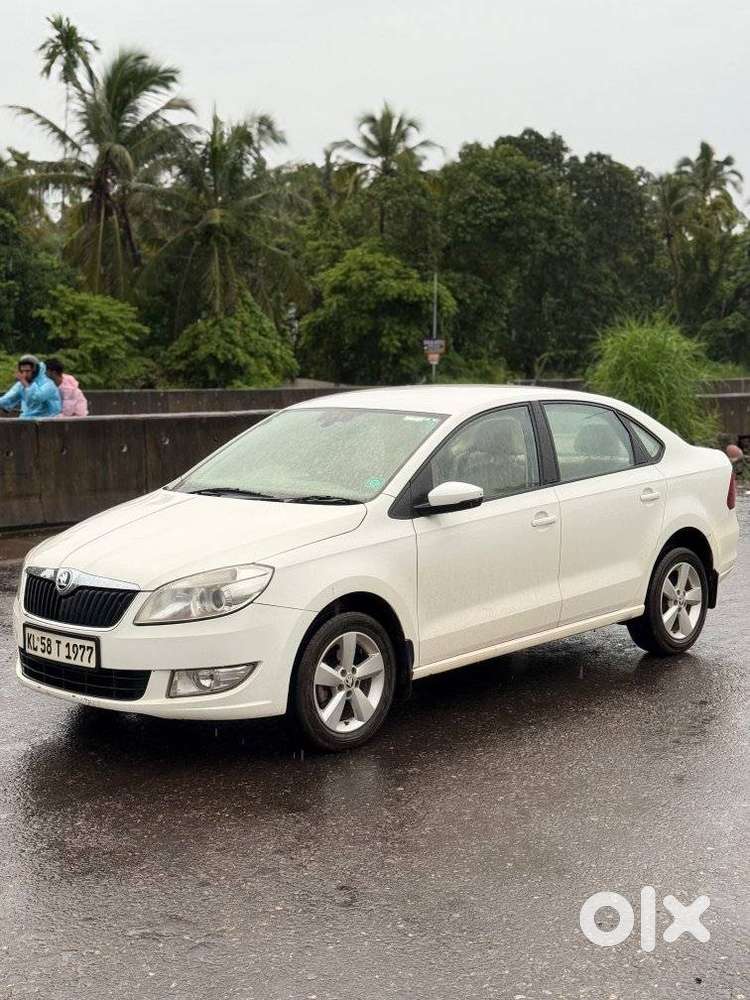 Skoda Rapid 1.6 Mpi Style Plus, 2016, Petrol