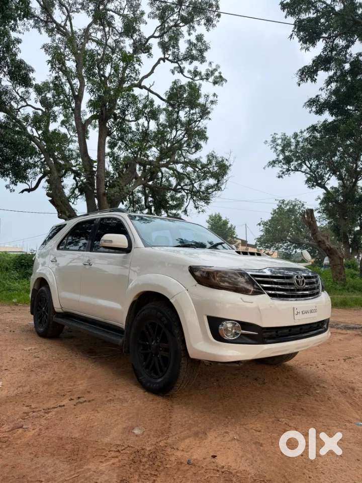 Toyota Fortuner, 2014, Diesel