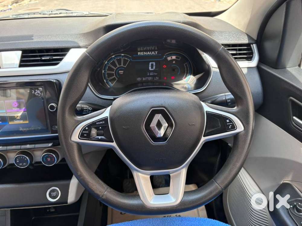 Renault Triber Rxz, 2022, Petrol