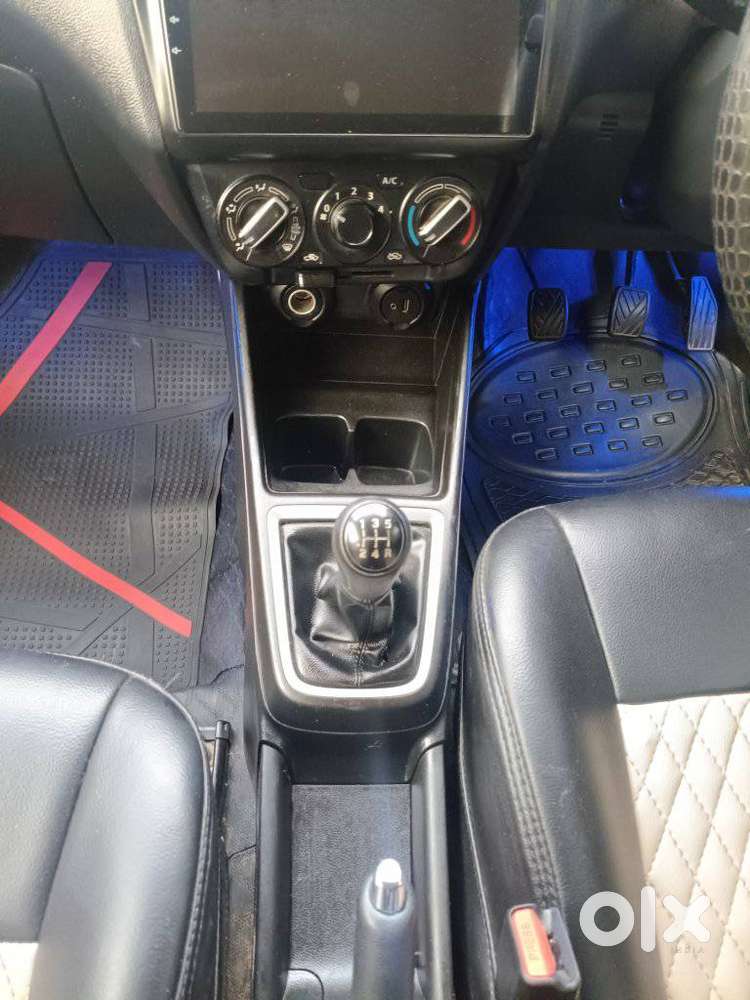 Maruti Suzuki Swift Vxi Optional, 2023, Petrol