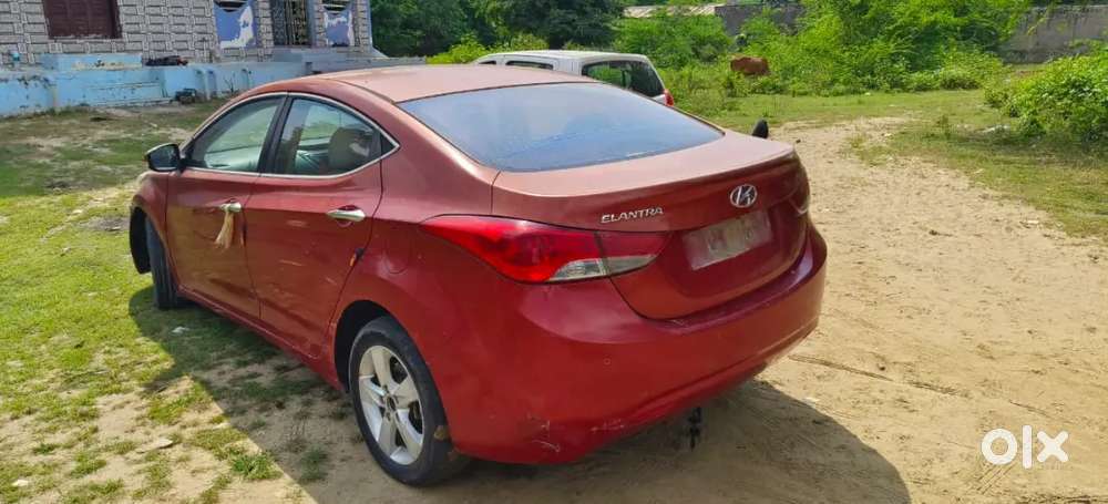 Hyundai Elantra 2014 Crdi