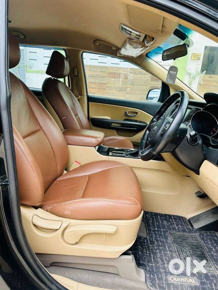 Kia Carnival Premium, 2020, Diesel