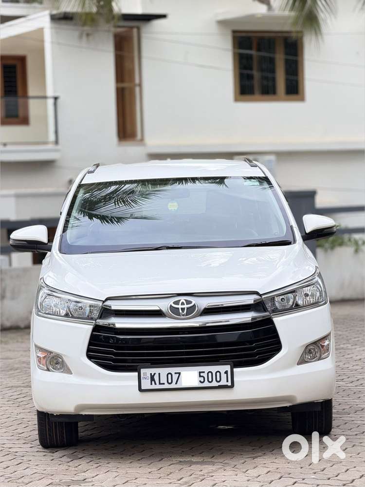 Toyota Innova Crysta 2.8 Gx At 8s, 2018, Diesel