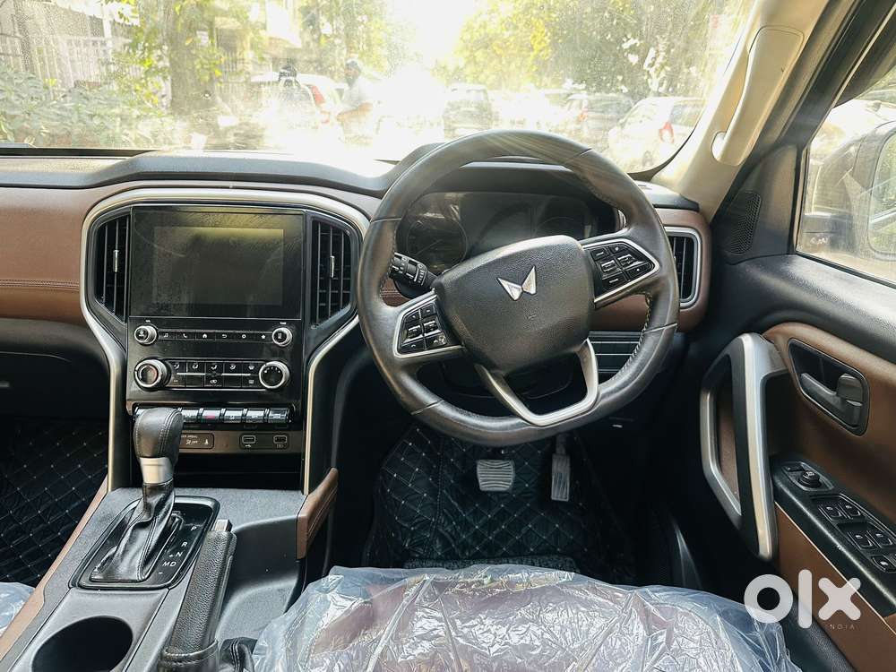 Mahindra Scorpio N Z8 Petrol Mt 7 Str, 2024, Petrol