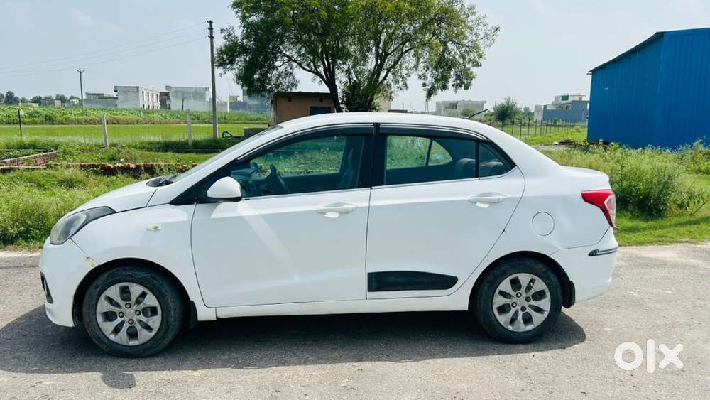 Hyundai Xcent Dual Vtvt 2016
