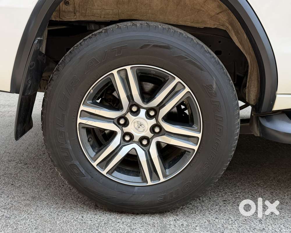 Toyota Fortuner 4x2 At 2.8 Diesel, 2022, Diesel