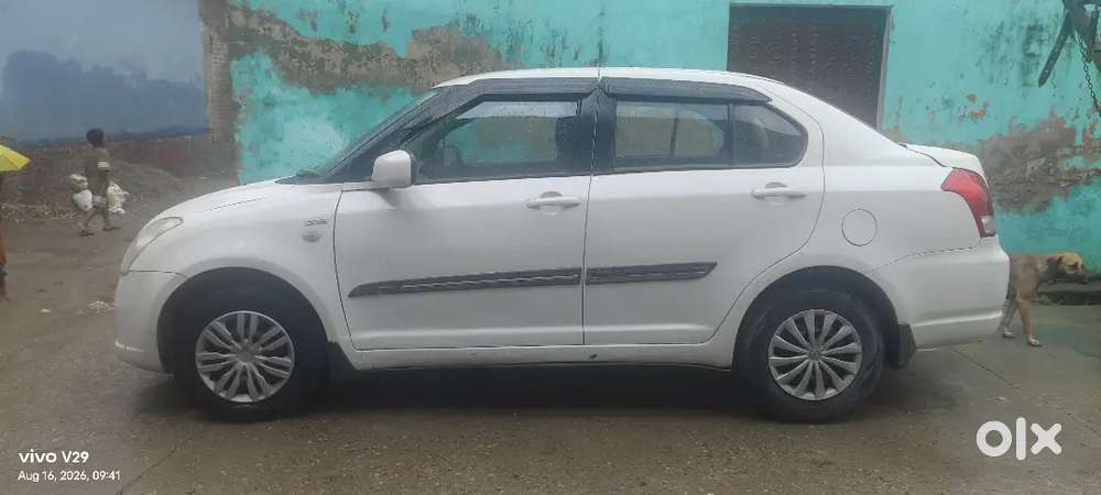 Maruti Suzuki Dzire 2011