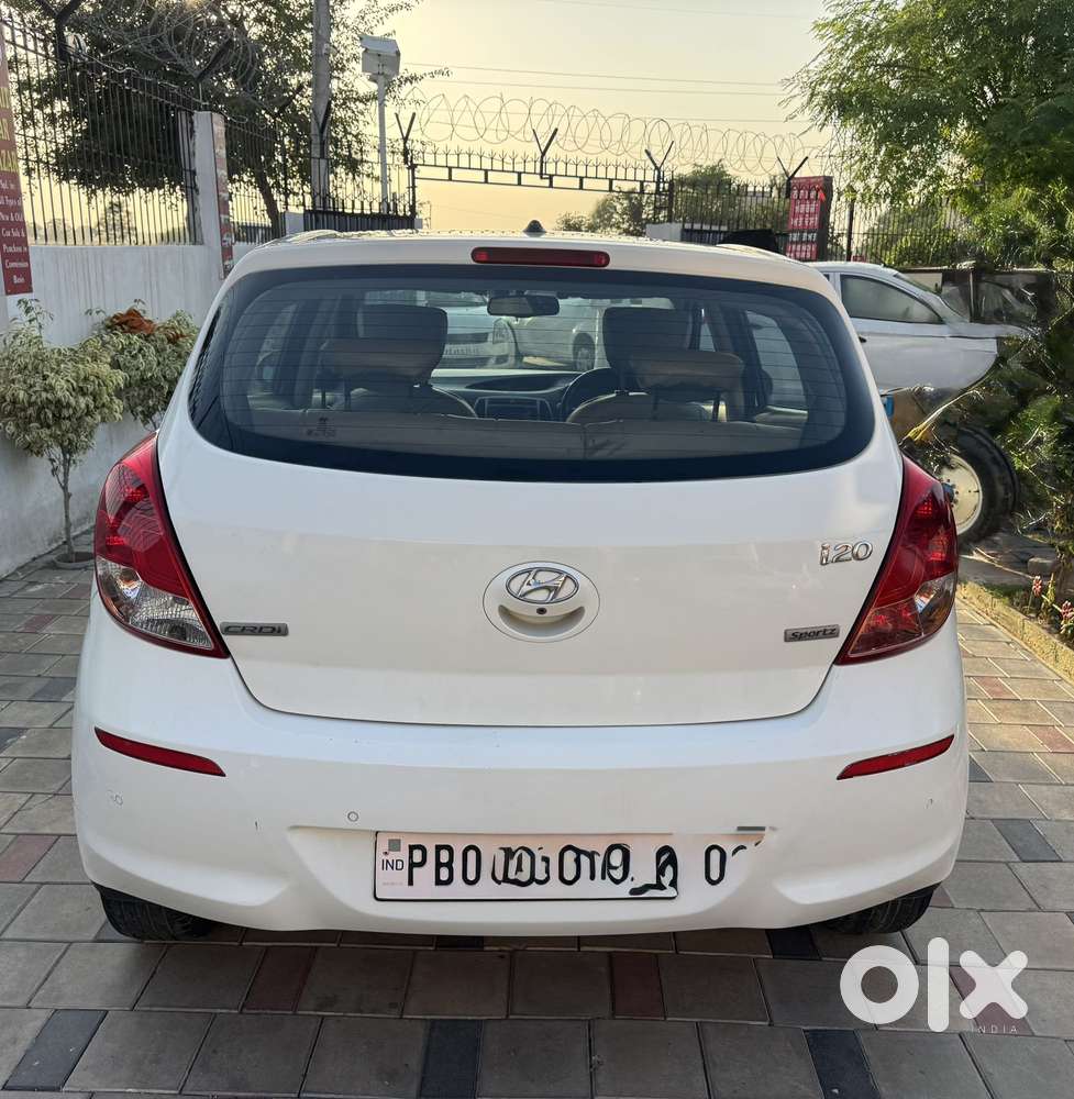 Hyundai I20 Sportz 1.2 Bs-iv, 2013, Diesel