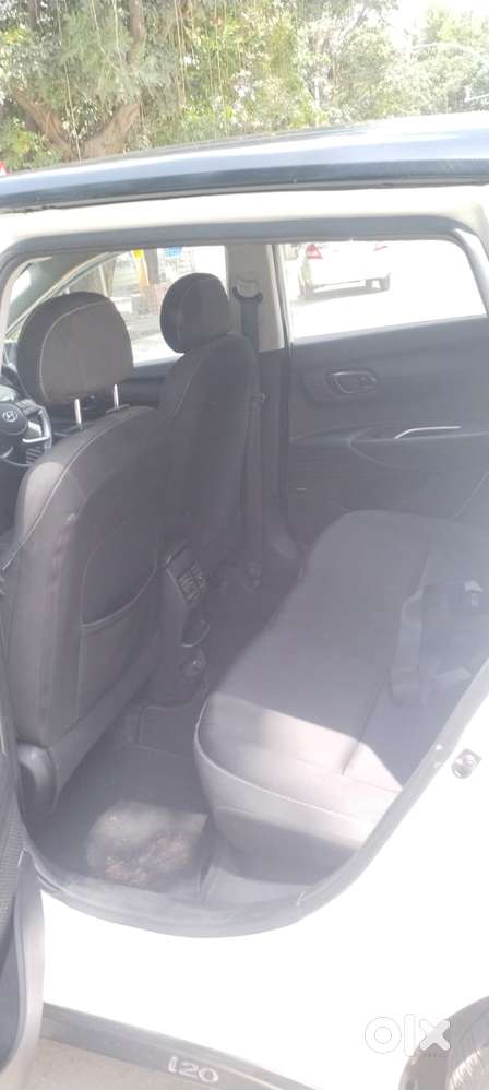 Hyundai I20 Asta (o) 1.2 Mt, 2021, Petrol
