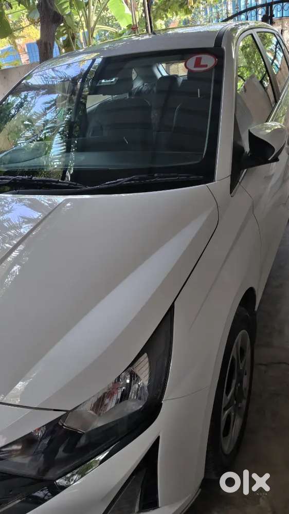 Hyundai I20 Ivt 2025 Petrol 2650 Km Driven