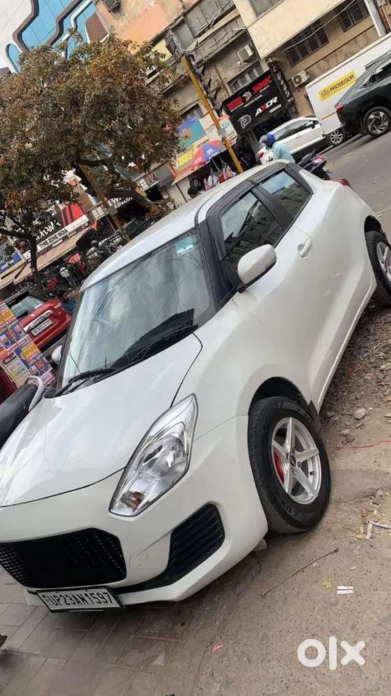 Maruti Suzuki Swift Vxi 2023