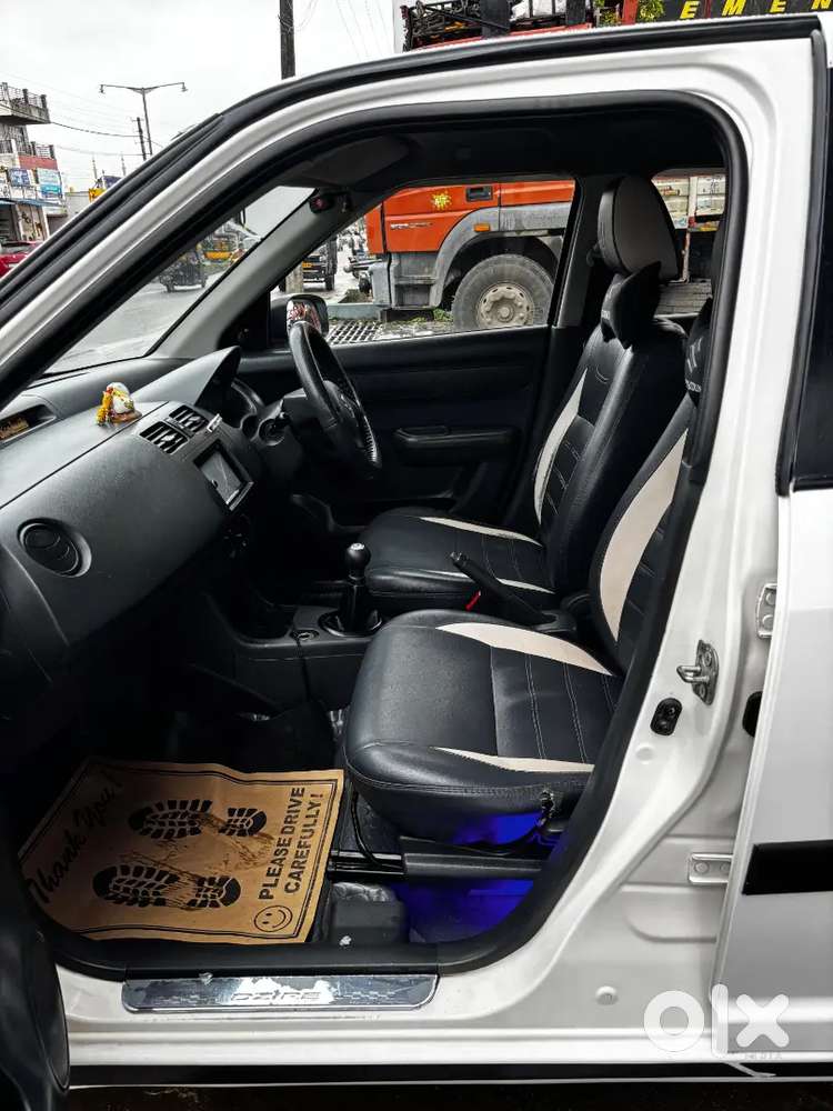 Maruti Suzuki Dzire Tour 2017