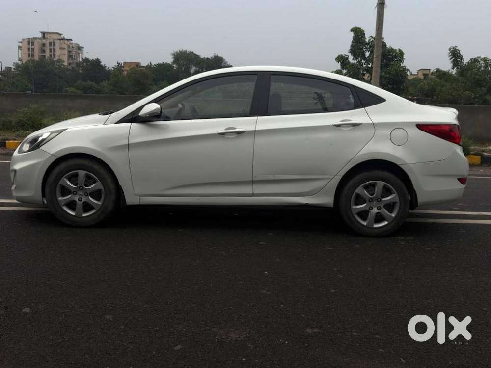 Hyundai Verna Ex 1.5 Petrol Mt, 2013, Petrol