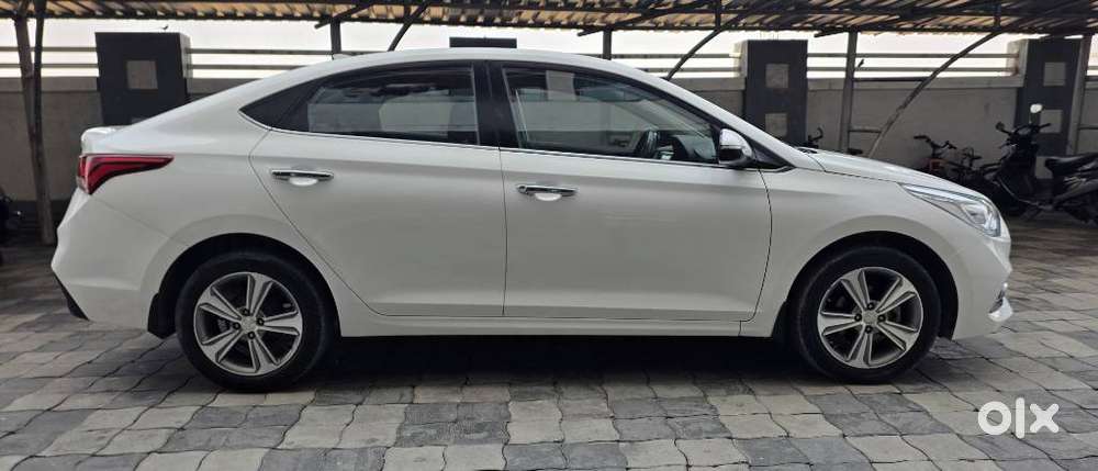 Hyundai Verna 1.6 Sx (o) Anniversary Edition Vtvt, 2018, Petrol
