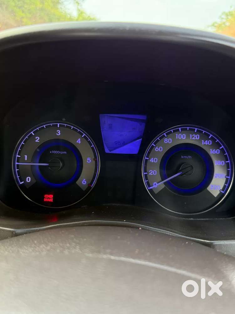 Hyundai Verna Fluidic 1.6 Crdi Sx, 2012, Diesel