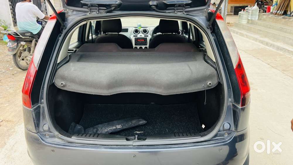 Ford Figo 2010-2012 Diesel Zxi, 2010, Diesel