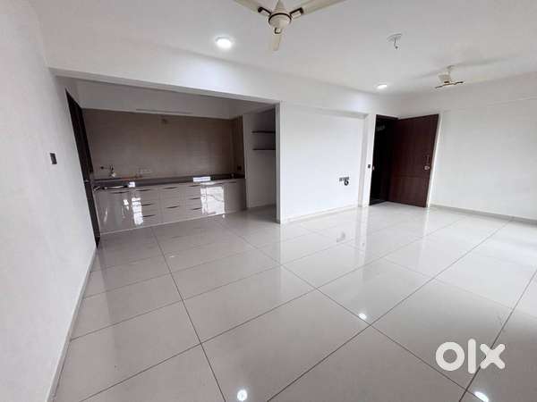 3 Bhk Flat Available For Rent