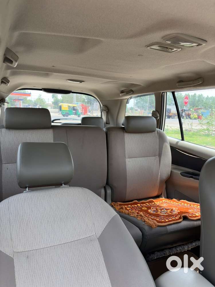 Toyota Innova Diesel 2014