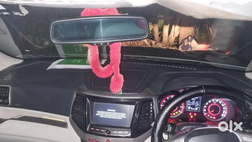 Mahindra Xuv300 W8 2023