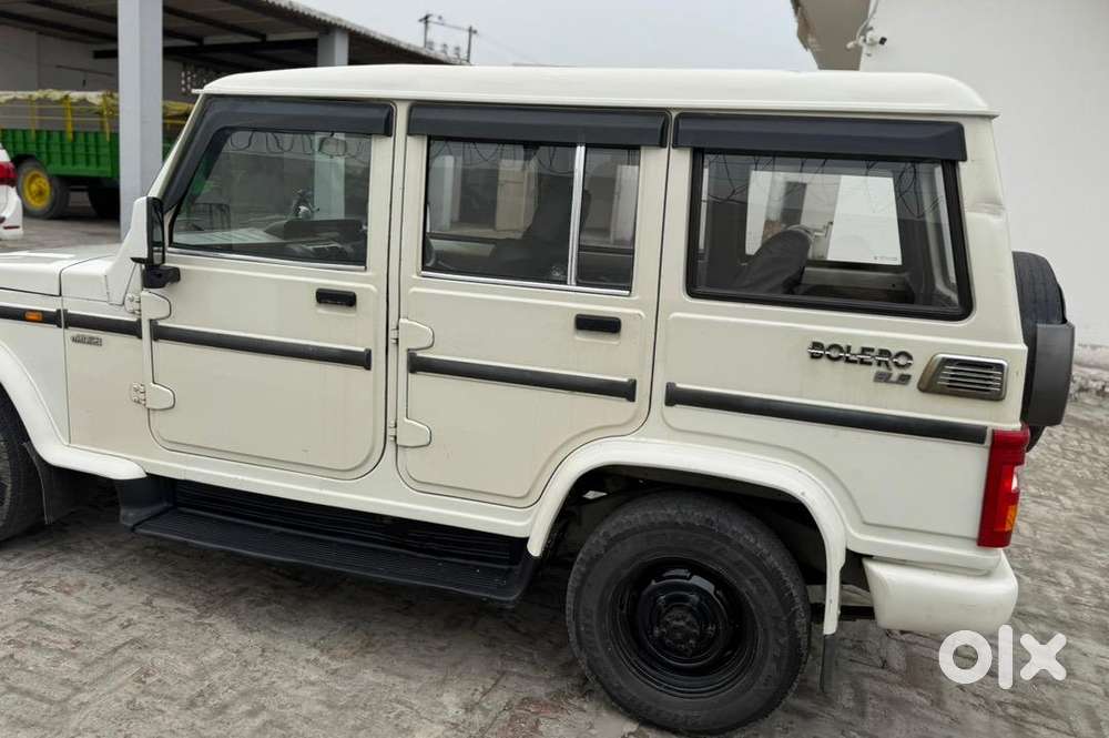 Mahindra Bolero 2015 Diesel Well Maintained