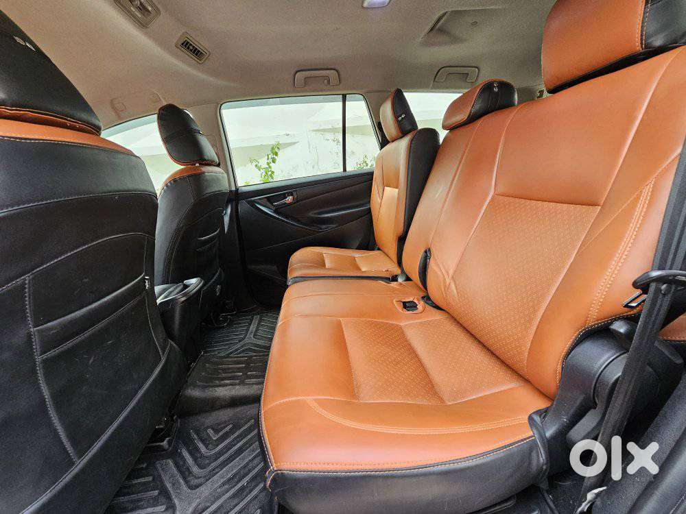 Toyota Innova Crysta 2.4 Vx Mt 8s, 2016, Diesel