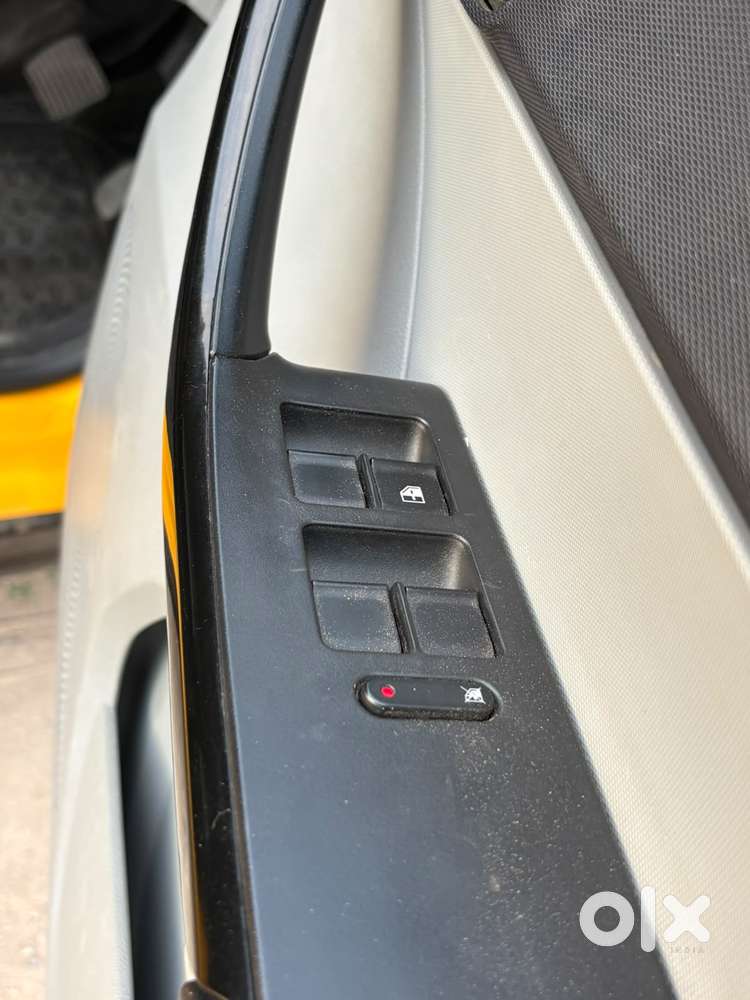Tata Tiago 1.2 Revotron Xza, 2020, Petrol