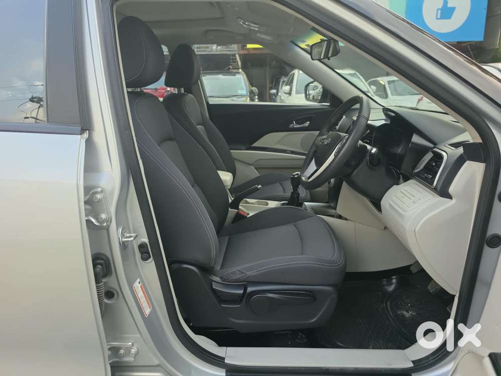 Mahindra Xuv300 W8 Diesel, 2022, Diesel
