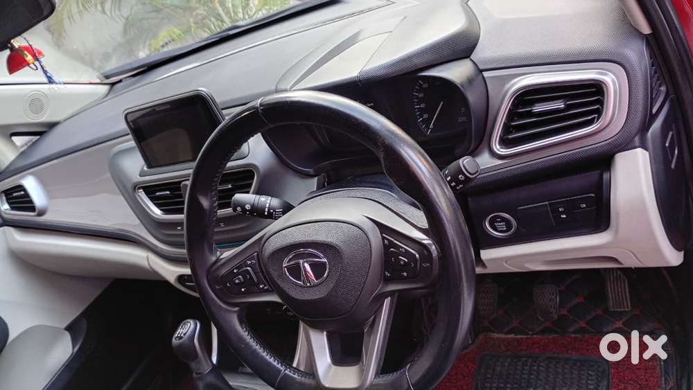 Tata Altroz Xz Plus (s), 2023, Diesel
