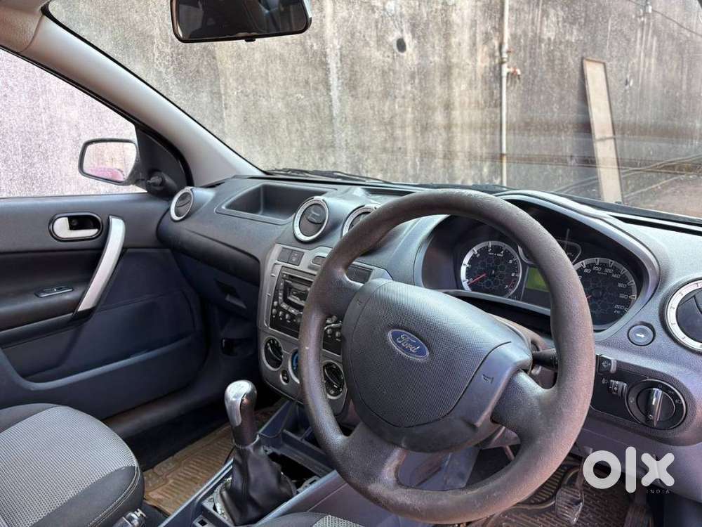 Ford Fiesta Classic 1.6 Sxi Duratec, 2015, Petrol