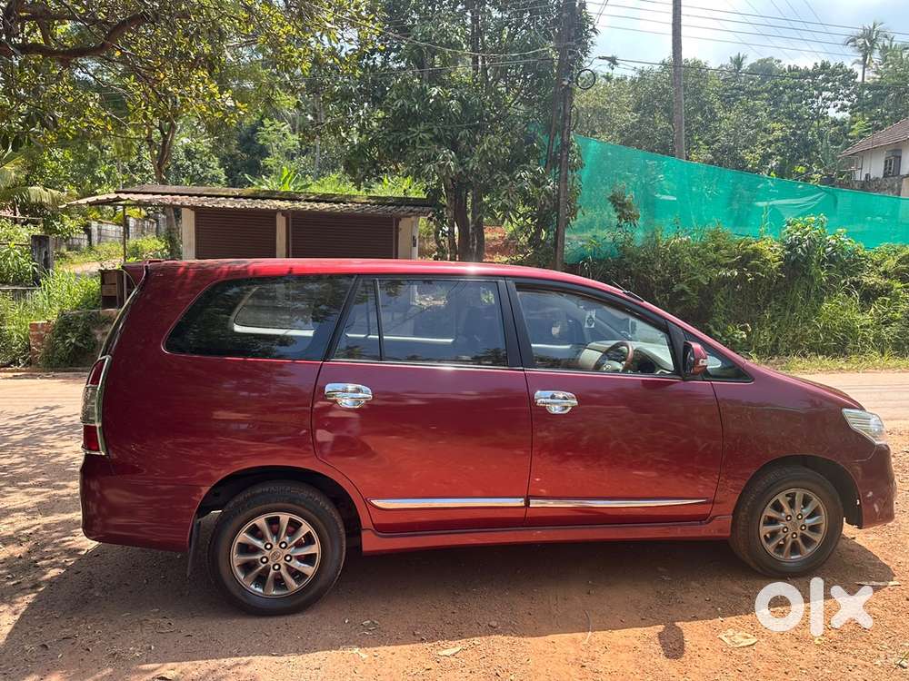 Toyota Innova Diesel 2013 Car